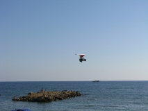 на море