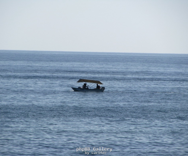 на море